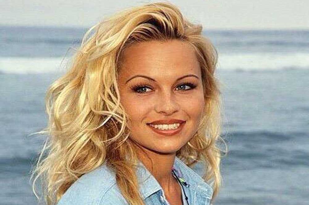 Pamela Anderson cancer zodiac sign